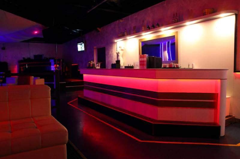 iceberg lugano erotic club svizzera