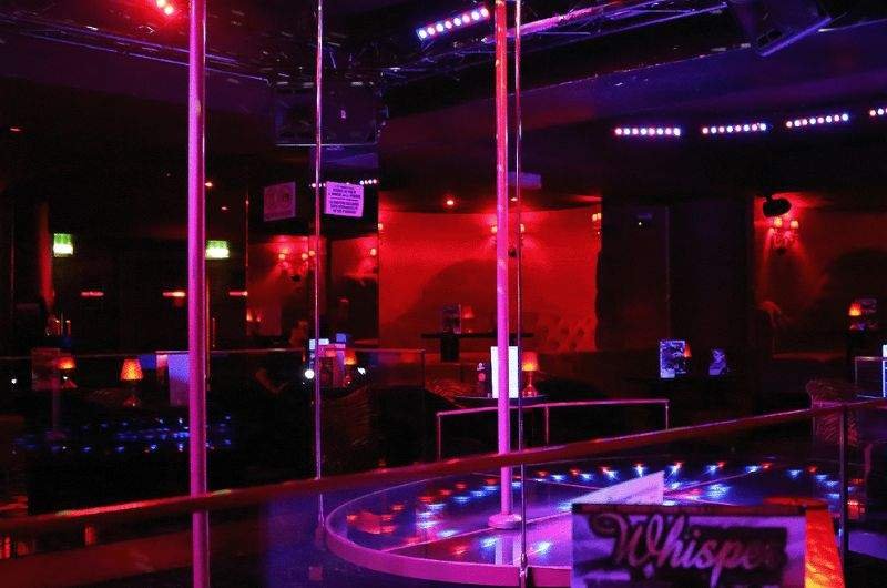 whisper club paris